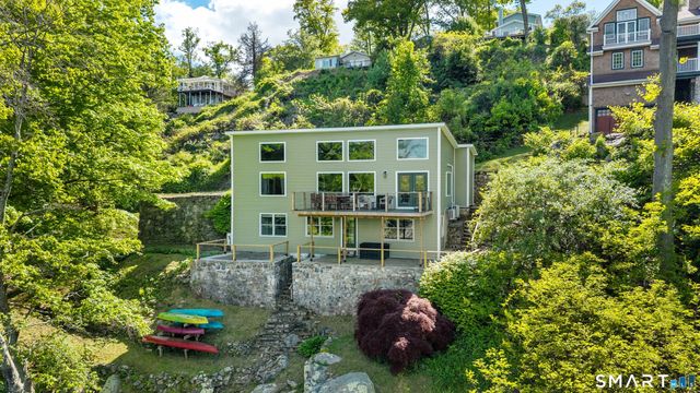 20 Reynolds Road, Danbury, CT 06811