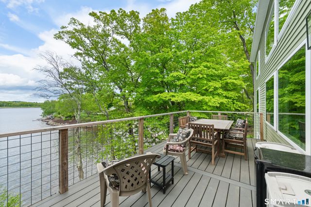 20 Reynolds Road, Danbury, CT 06811