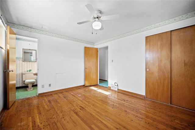 101 Tristan Dr, Shaler, PA 15209