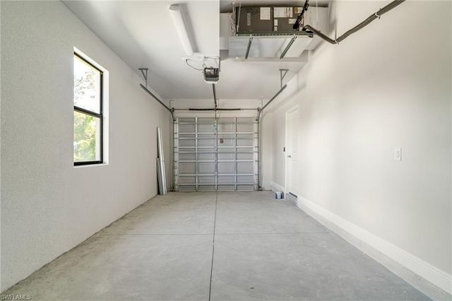 809 Agnes AVE, Lehigh Acres, FL 33971