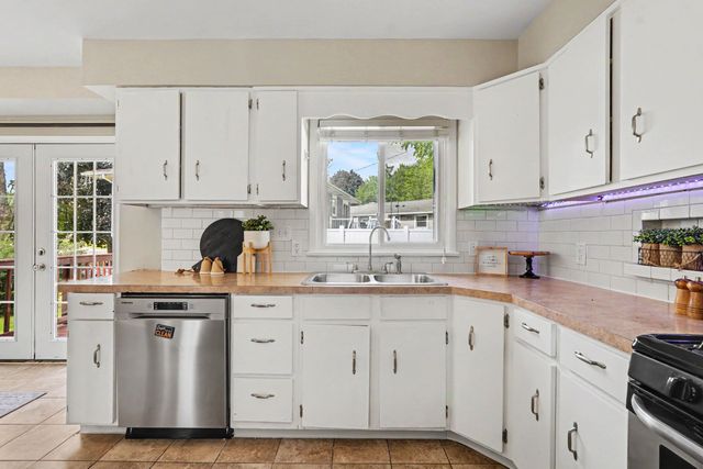 2155 Tremont Boulevard Nw, City Of Grand Rapids, MI 49504