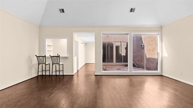 9621 Longmont Drive, Houston, TX 77063