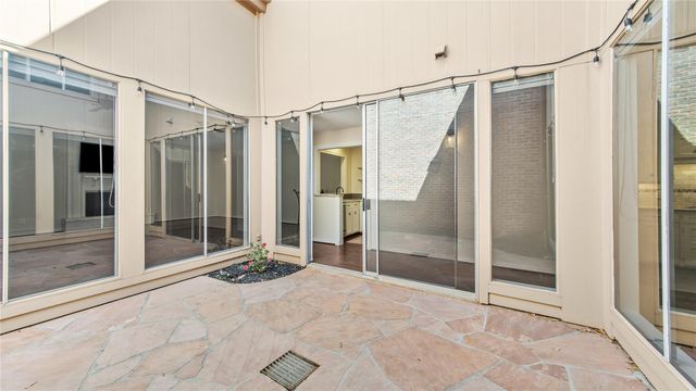 9621 Longmont Drive, Houston, TX 77063