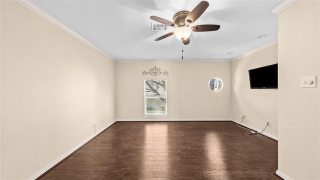 9621 Longmont Drive, Houston, TX 77063