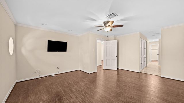 9621 Longmont Drive, Houston, TX 77063