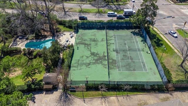 9621 Longmont Drive, Houston, TX 77063