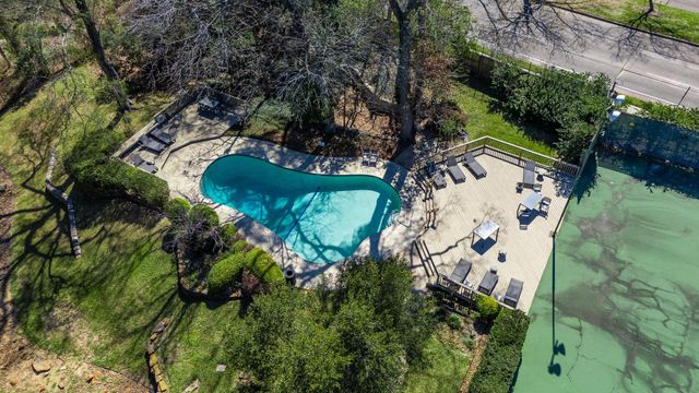 9621 Longmont Drive, Houston, TX 77063