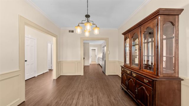 9621 Longmont Drive, Houston, TX 77063