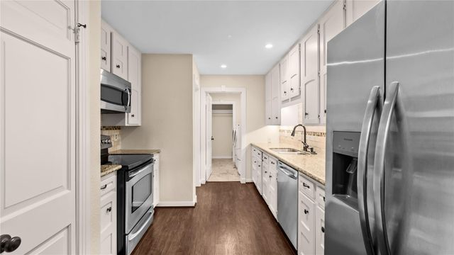 9621 Longmont Drive, Houston, TX 77063