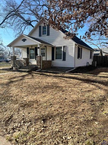 705 Elm ST, Emporia, KS 66801