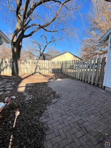 705 Elm ST, Emporia, KS 66801