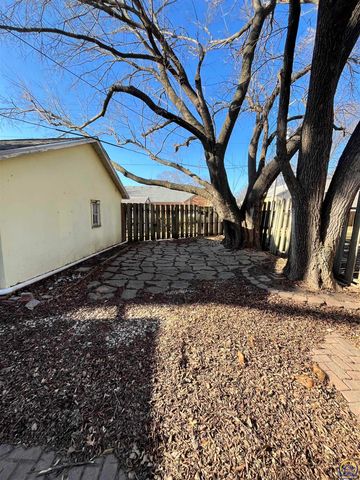 705 Elm ST, Emporia, KS 66801