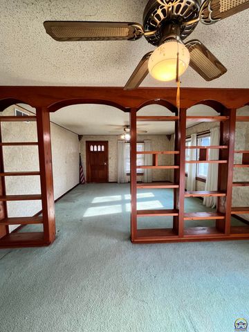 705 Elm ST, Emporia, KS 66801