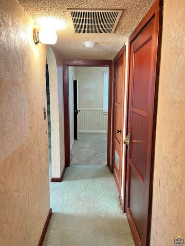 705 Elm ST, Emporia, KS 66801