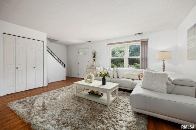 3516 W RICHWOODS Boulevard, Peoria, IL 61604