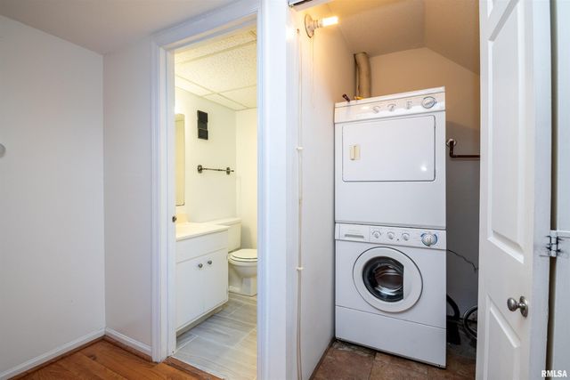 3516 W RICHWOODS Boulevard, Peoria, IL 61604