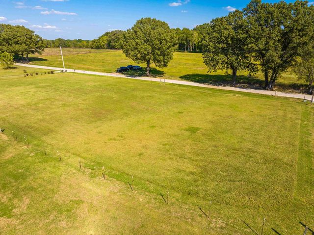 350 FRANCIS DR, Whiteville, TN 38075