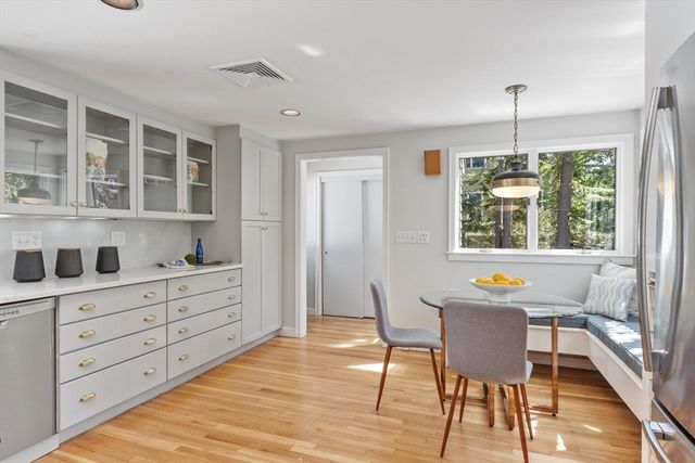 15 Minute Man Lane, Lexington, MA 02421