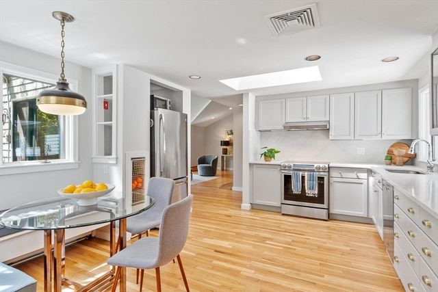 15 Minute Man Lane, Lexington, MA 02421