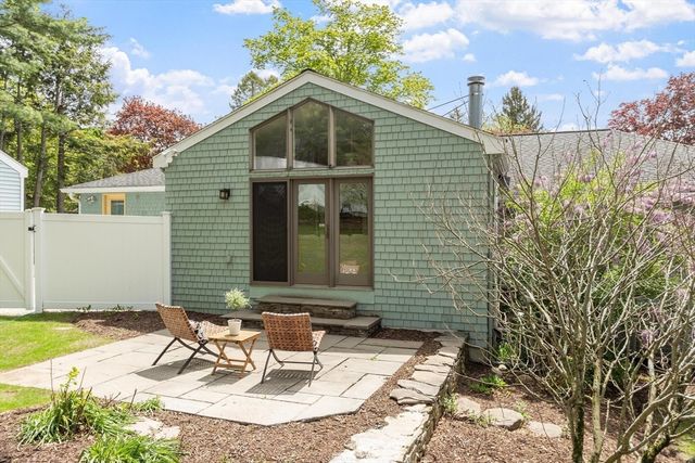 15 Minute Man Lane, Lexington, MA 02421