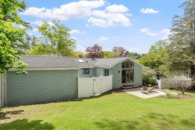 15 Minute Man Lane, Lexington, MA 02421