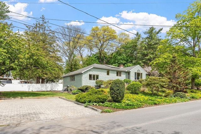 15 Minute Man Lane, Lexington, MA 02421