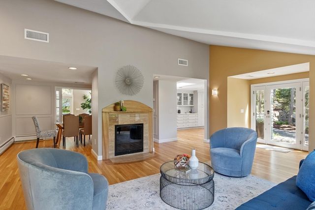 15 Minute Man Lane, Lexington, MA 02421