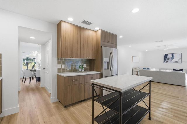 2 ZINC PLACE, Palm Coast, FL 32164