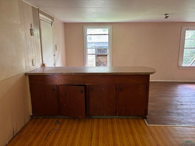 285 W CR 102, Henderson, TX 75652