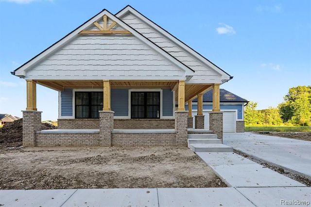 54290 Brenda Drive, Macomb, MI 48042