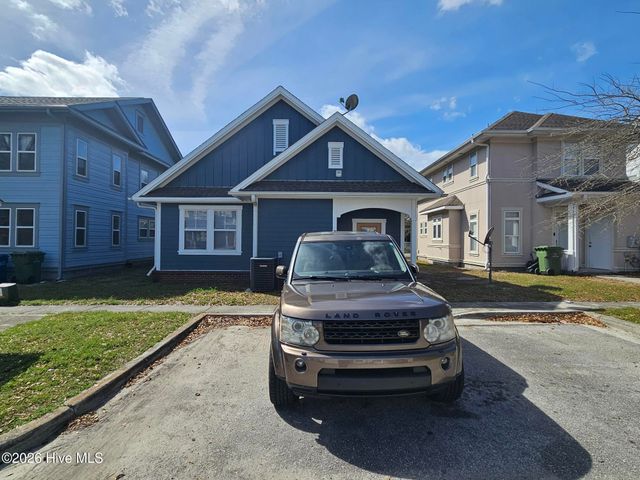 1017 S 8th Street, Wilmington, NC 28401