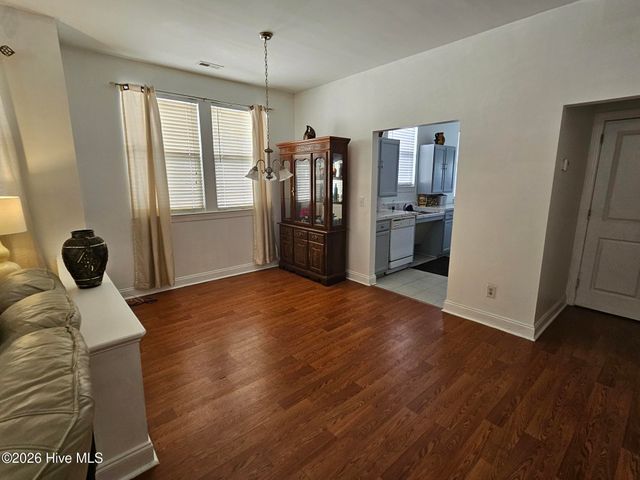 1017 S 8th Street, Wilmington, NC 28401