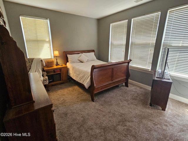 1017 S 8th Street, Wilmington, NC 28401