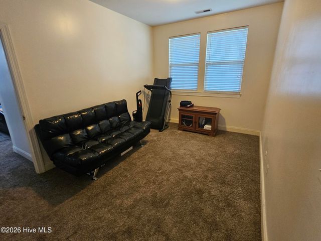 1017 S 8th Street, Wilmington, NC 28401