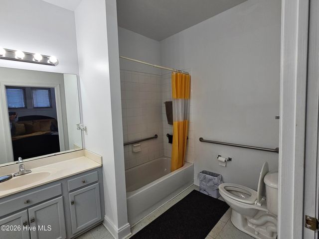 1017 S 8th Street, Wilmington, NC 28401