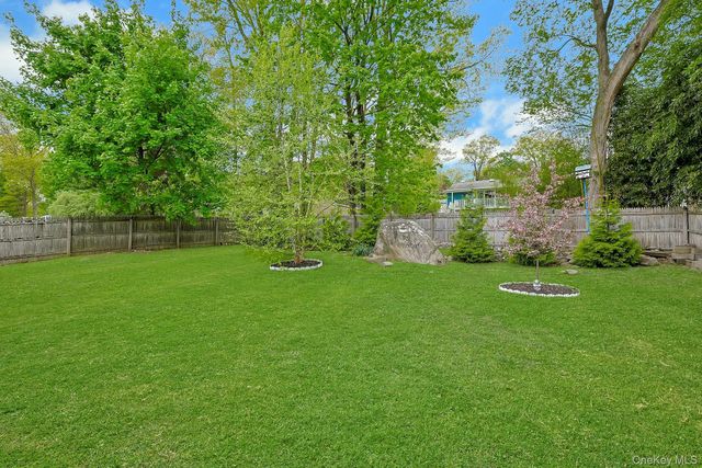 17 N Park Avenue, Nanuet, NY 10954