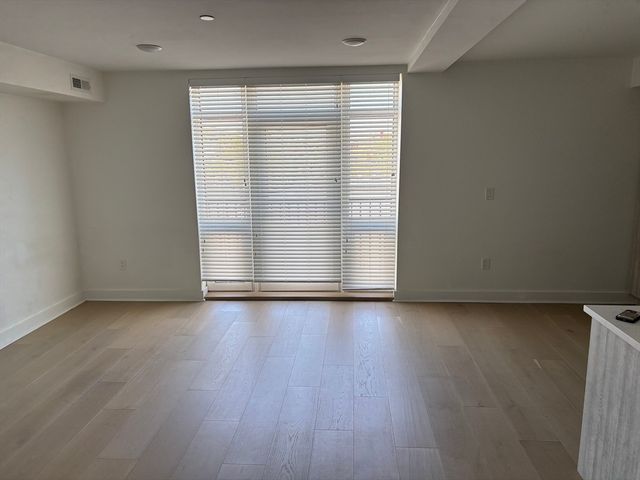 917 Bennington Street 310, Boston, MA 02128