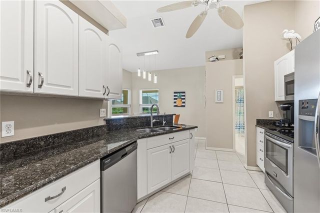 311 NE 17th PL, Cape Coral, FL 33909