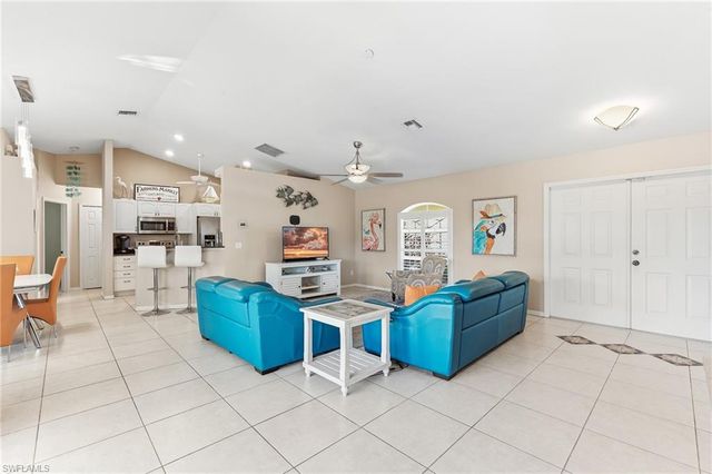 311 NE 17th PL, Cape Coral, FL 33909