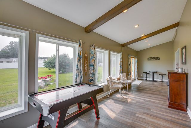 6576 E 34 Road, Cadillac, MI 49601