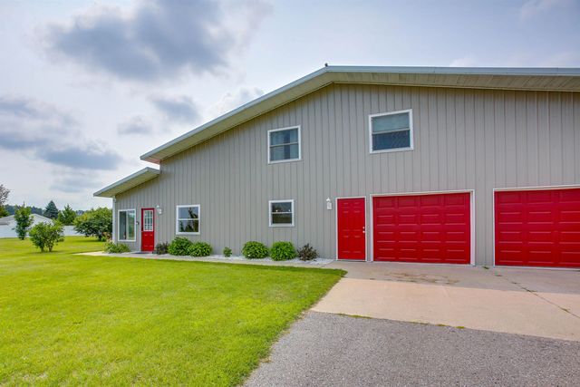6576 E 34 Road, Cadillac, MI 49601