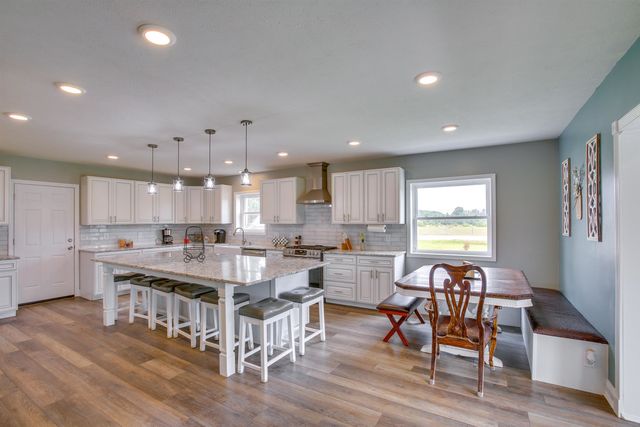 6576 E 34 Road, Cadillac, MI 49601