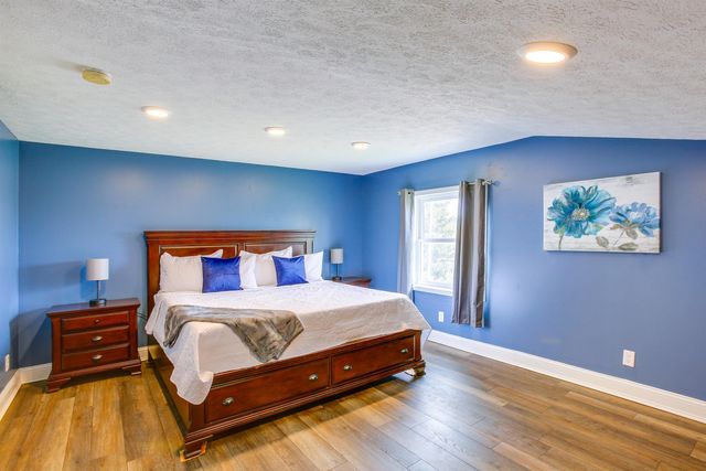 6576 E 34 Road, Cadillac, MI 49601