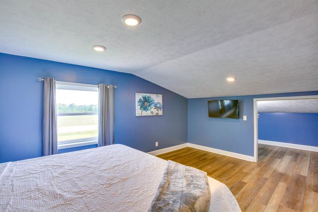 6576 E 34 Road, Cadillac, MI 49601