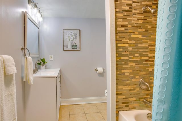 6576 E 34 Road, Cadillac, MI 49601