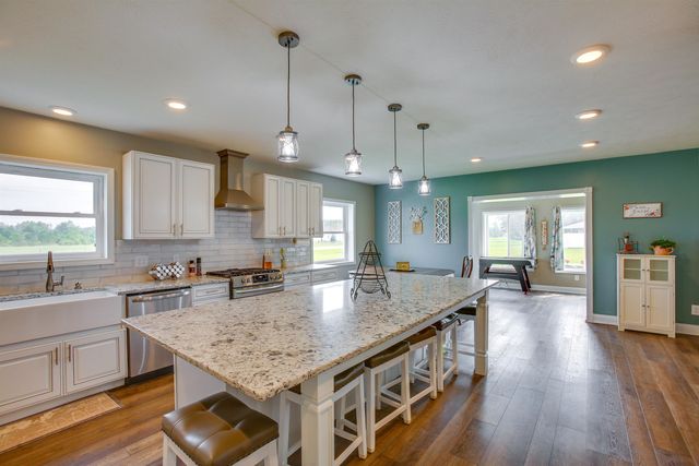 6576 E 34 Road, Cadillac, MI 49601