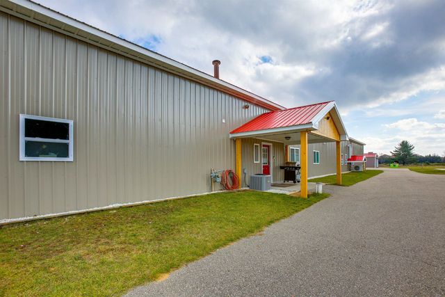 6576 E 34 Road, Cadillac, MI 49601