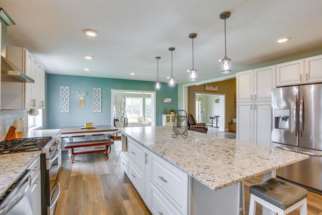 6576 E 34 Road, Cadillac, MI 49601