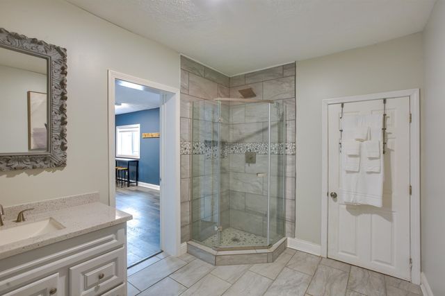 6576 E 34 Road, Cadillac, MI 49601