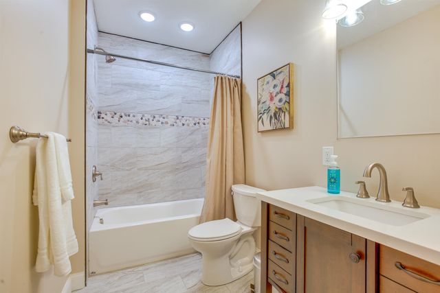 6576 E 34 Road, Cadillac, MI 49601